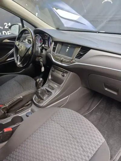Opel Astra 2016 - 8990 EUR, 187000 km - AUTO.MOTO.pt - 187000km - foto 7 de 11