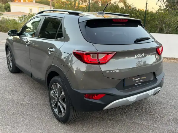 Kia Stonic 2023 - 17699 EUR, 30000 km - 30000km - foto 7 de 14