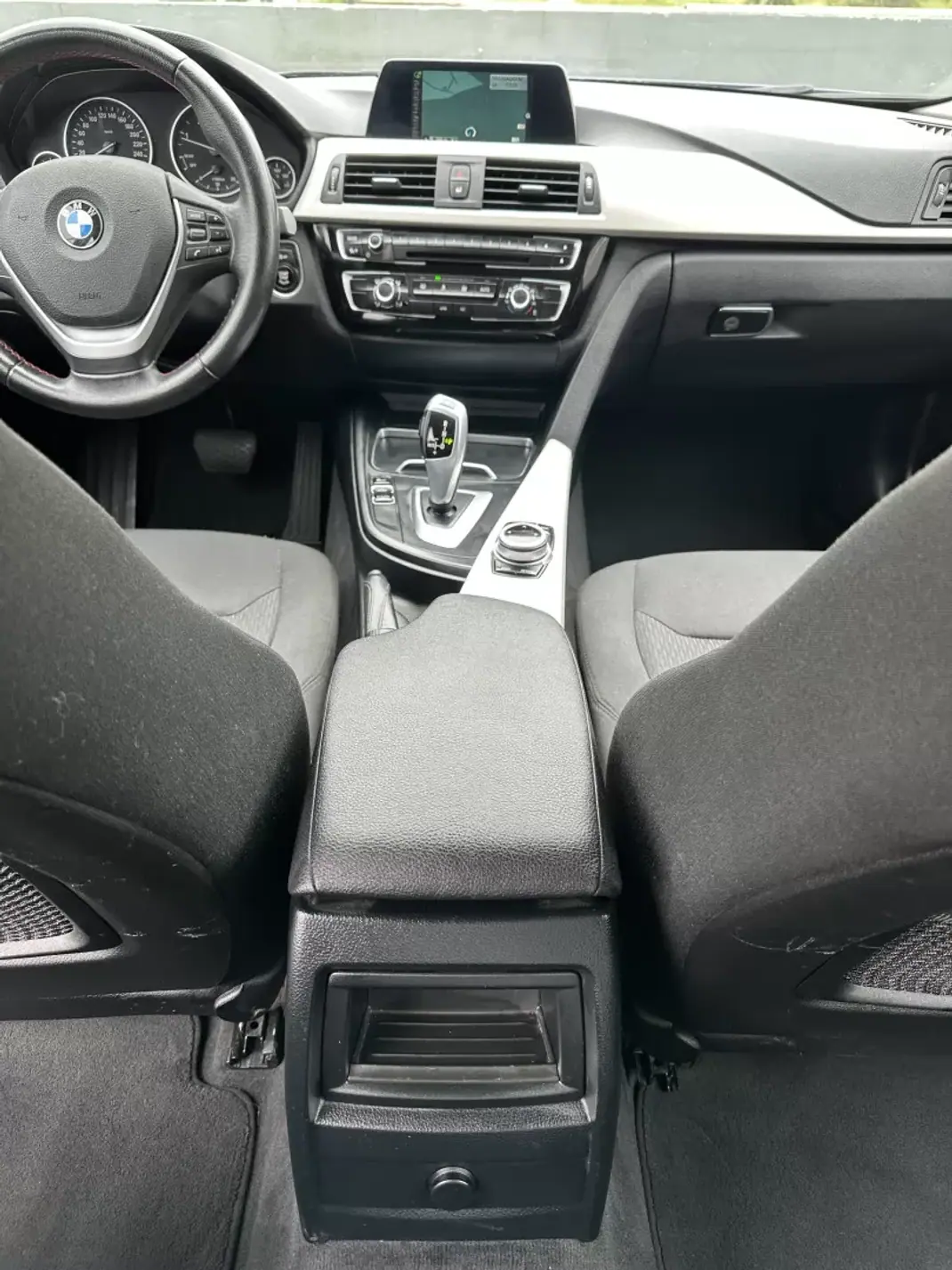BMW 316 2017 - 16000 EUR, 280000 km - 280000km - foto 33 de 56