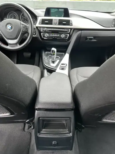 BMW 316 2017 - 13900 EUR, 280000 km - AUTO.MOTO.pt - 280000km - foto 33 de 56