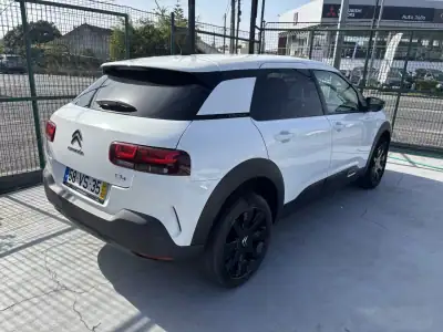 Citroën C4 Cactus 2018 - 17250 EUR, 25029 km - AUTO.MOTO.pt - 25029km - foto 5 de 12