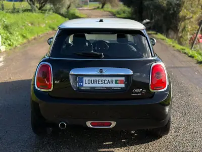 MINI One 2017 - 13500 EUR, 95900 km - AUTO.MOTO.pt - 95900km - foto 14 de 28