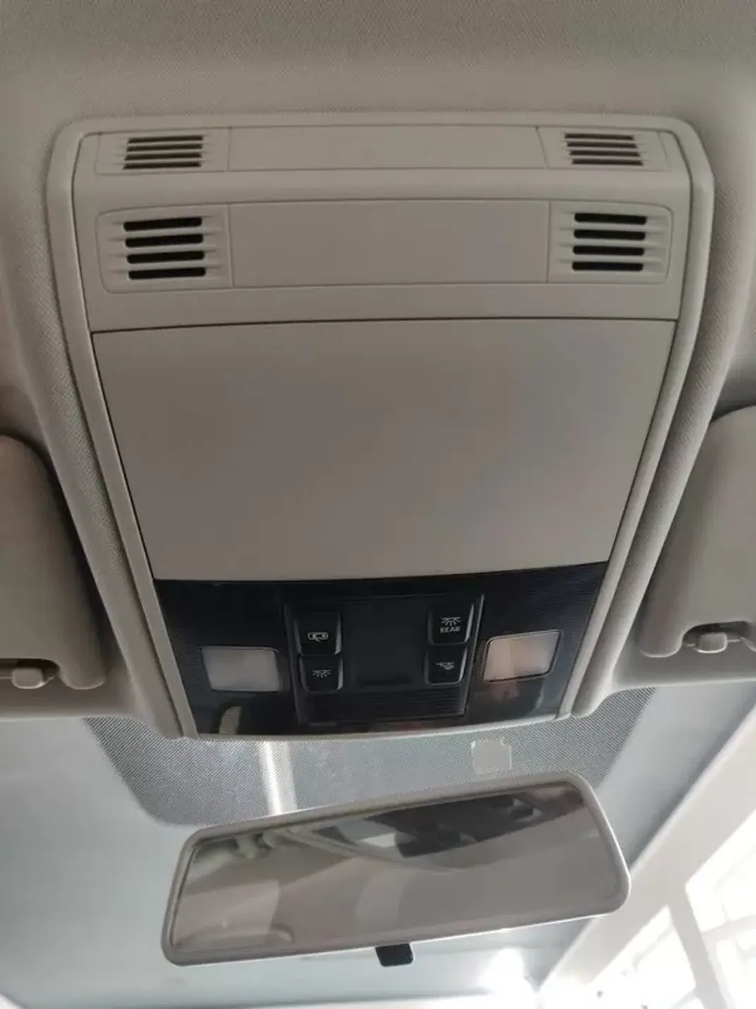 Volkswagen Golf 2013 - 10750 EUR, 198000 km - AUTO.MOTO.pt - 198000km - foto 32 de 34