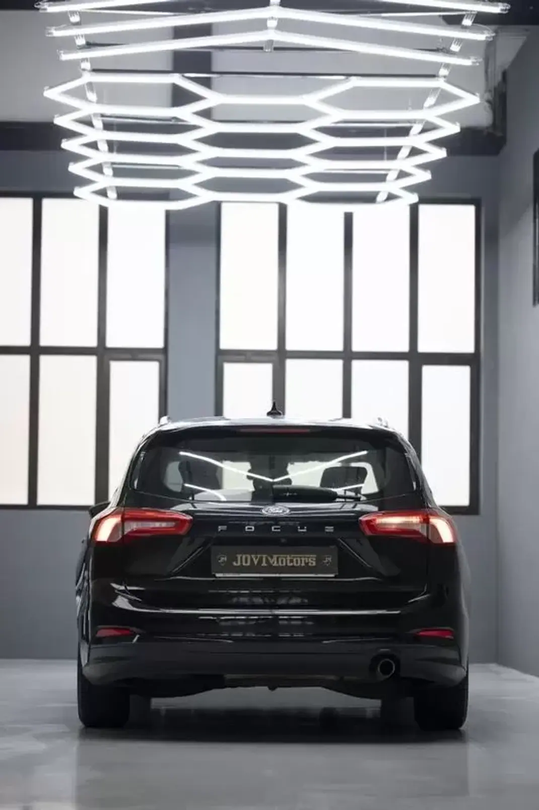 Ford Focus 2021 - 13850 EUR, 196506 km - AUTO.MOTO.pt - 196506km - foto 38 de 42