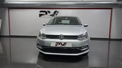 Volkswagen Polo 2014 - 10990 EUR, 136000 km - AUTO.MOTO.pt - 136000km - foto 26 de 31