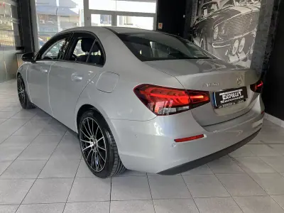 Mercedes-Benz A 180 Limousine 2020 - 23600 EUR, 81132 km - AUTO.MOTO.pt - 81132km - foto 3 de 23