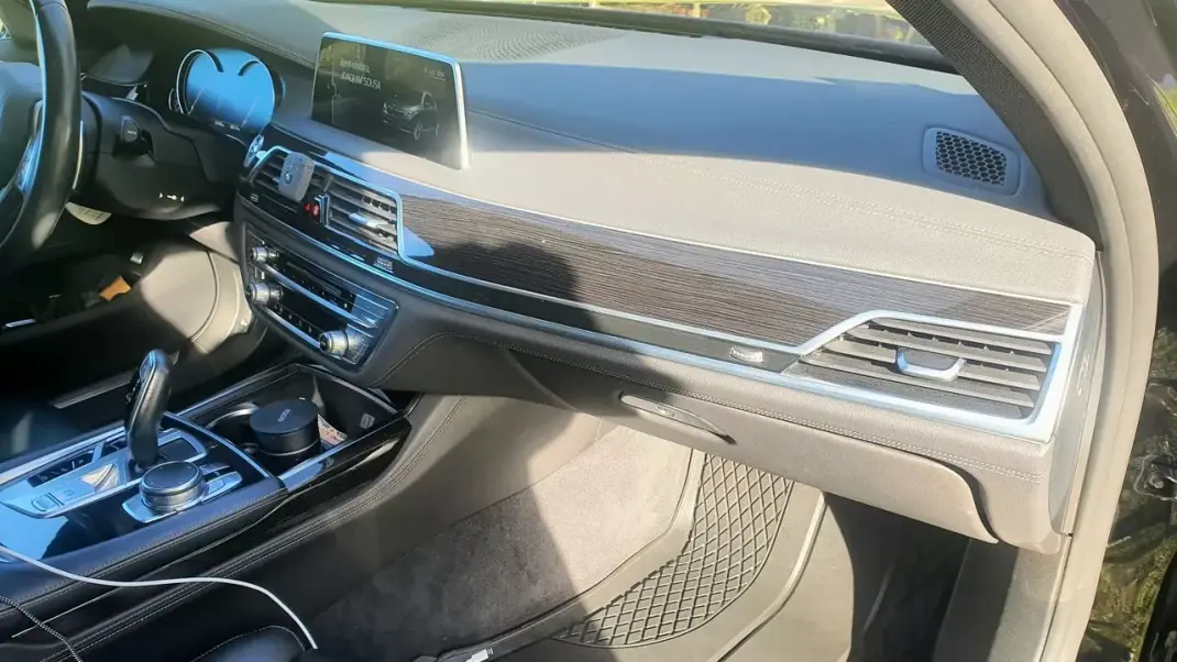 BMW 730 2015 - 32850 EUR, 158000 km - AUTO.MOTO.pt - 158000km - foto 3 de 19