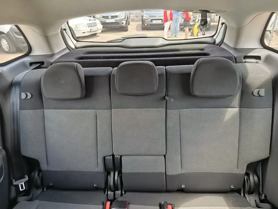 Citroën C3 Aircross 2019 - 10900 EUR, 132009 km - 132009km - foto 4 de 20