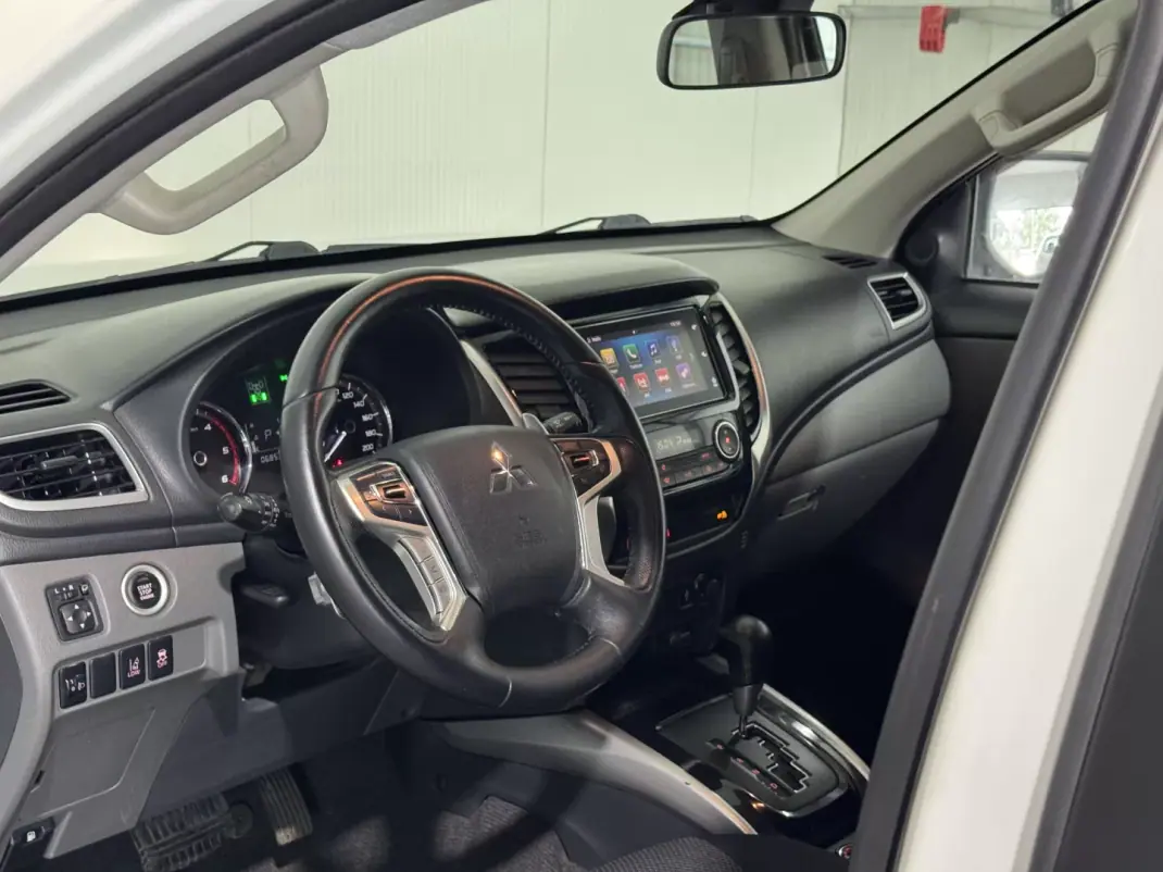 Mitsubishi L200 2018 - 32990 EUR, 68539 km - AUTO.MOTO.pt - 68539km - foto 16 de 21