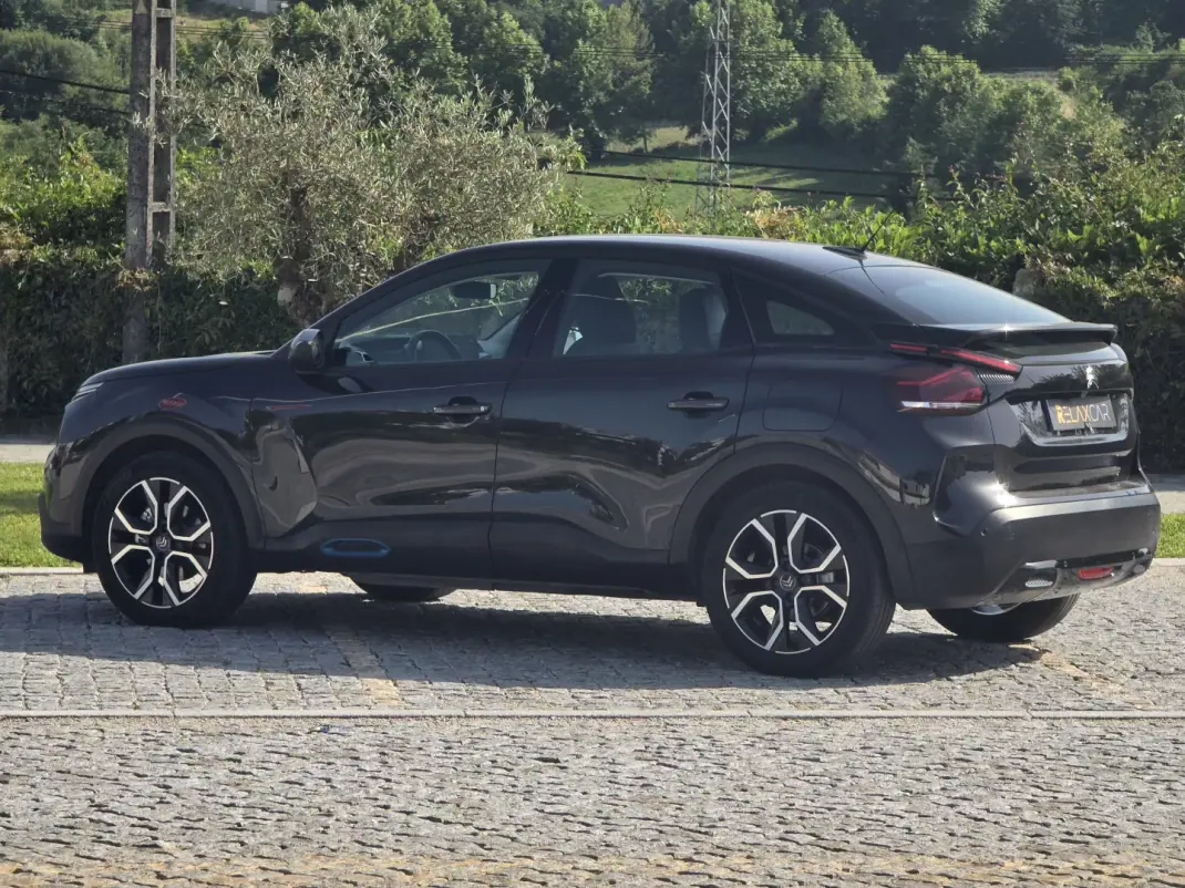 Citroën e-C4 2021 - 16990 EUR, 68500 km - AUTO.MOTO.pt - 68500km - foto 7 de 24