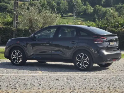 Citroën e-C4 2021 - 16990 EUR, 68500 km - AUTO.MOTO.pt - 68500km - foto 7 de 24
