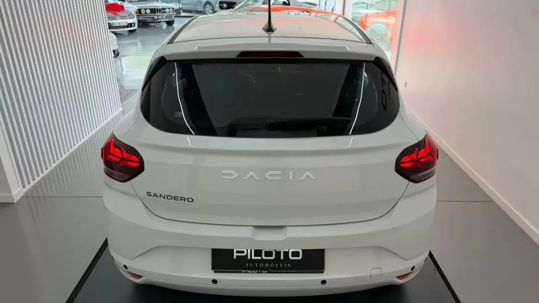 Dacia Sandero 2025 - 14990 EUR, 20225 km - AUTO.MOTO.pt - 20225km - foto 7 de 29