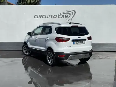 Ford EcoSport 2018 - 14995 EUR, 91592 km - AUTO.MOTO.pt - 91592km - foto 4 de 35