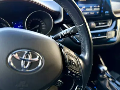Toyota C-HR 2019 - 23950 EUR, 95000 km - AUTO.MOTO.pt - 95000km - foto 20 de 27