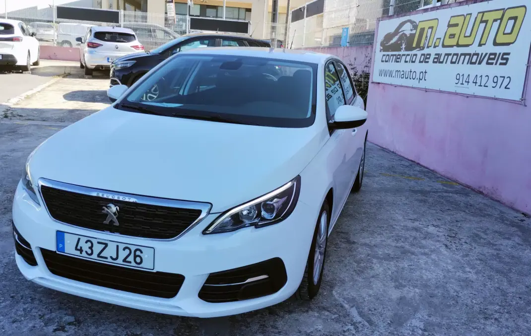 Peugeot 308 2019 - 11950 EUR, 114000 km - 114000km - foto 9 de 38