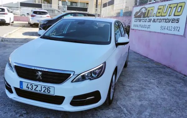 Peugeot 308 2019 - 11950 EUR, 114000 km - 114000km - foto 9 de 38