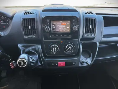 Citroën JUMPER 2.0 Blue Hdi L 2 H 2 2022 - 17990 EUR, 214180 km - AUTO.MOTO.pt - 214180km - foto 11 de 15