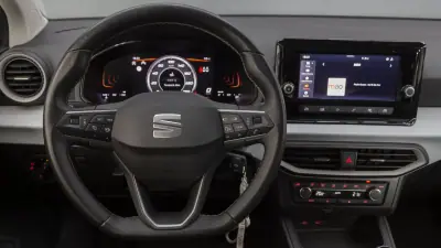 SEAT Ibiza 2024 - 15750 EUR, 25000 km - AUTO.MOTO.pt - 25000km - foto 18 de 33