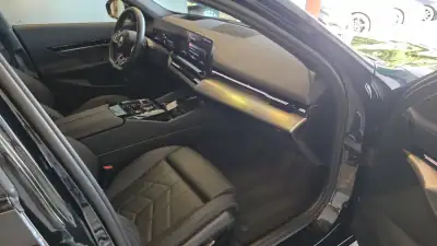 BMW 530e 2024 - 64900 EUR, 8152 km - AUTO.MOTO.pt - 8152km - foto 50 de 59