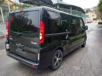 Renault Trafic 2014 - 14000 EUR, 329000 km - AUTO.MOTO.pt - 329000km - foto 9 de 25