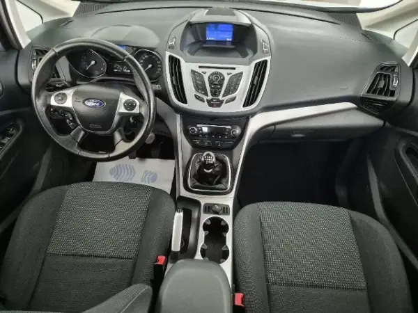 Ford C-Max 2013 - 11450 EUR, 147807 km - AUTO.MOTO.pt - 147807km - foto 4 de 8