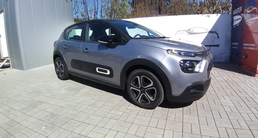 Citroën C3 2020 - 12450 EUR, 71497 km - AUTO.MOTO.pt - 71497km - foto 20 de 28