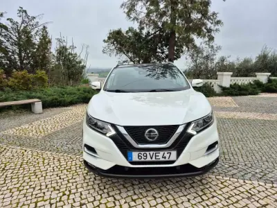 Nissan Qashqai 2018 - 19750 EUR, 96850 km - AUTO.MOTO.pt - 96850km - foto 2 de 21