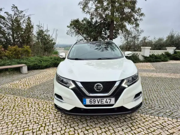 Nissan Qashqai 2018 - 19750 EUR, 96850 km - AUTO.MOTO.pt - 96850km - foto 2 de 21