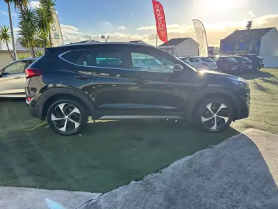 Hyundai Tucson 2016 - 16990 EUR, 22755 km - AUTO.MOTO.pt - 22755km - foto 4 de 14