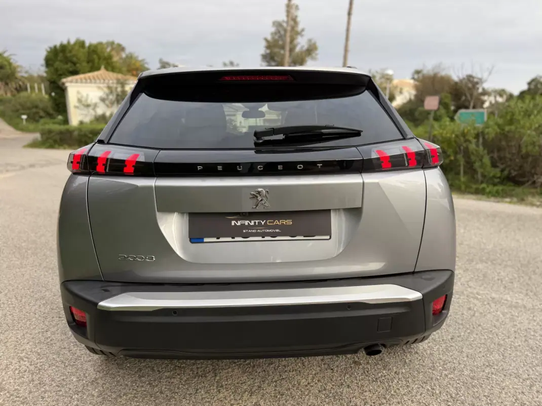 Peugeot 2008 2021 - 16999 EUR, 58000 km - AUTO.MOTO.pt - 58000km - foto 8 de 14
