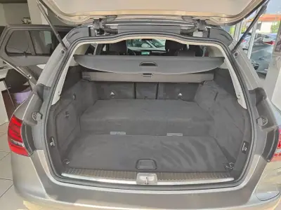 Mercedes-Benz C 300 2020 - 25750 EUR, 107000 km - AUTO.MOTO.pt - 107000km - foto 13 de 42