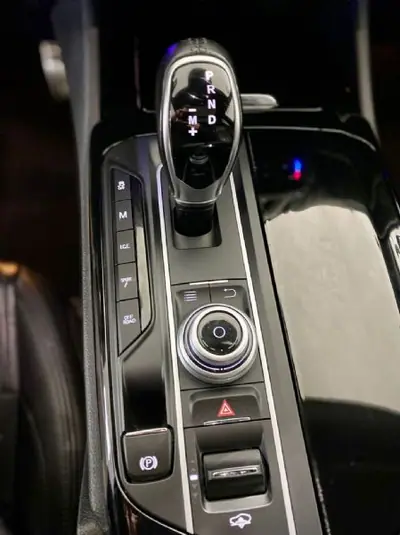 Maserati Levante 2016 - 44500 EUR, 232000 km - AUTO.MOTO.pt - 232000km - foto 38 de 55