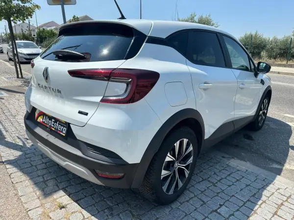 Renault Captur 2022 - 19900 EUR, 132877 km - AUTO.MOTO.pt - 132877km - foto 7 de 29