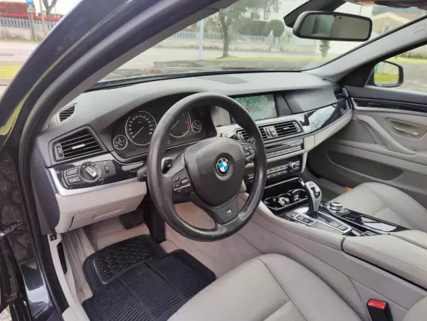 BMW 520 2011 - 14950 EUR, 198974 km - AUTO.MOTO.pt - 198974km - foto 6 de 11
