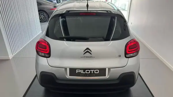 Citroën C3 2018 - 9990 EUR, 37461 km - AUTO.MOTO.pt - 37461km - foto 8 de 28