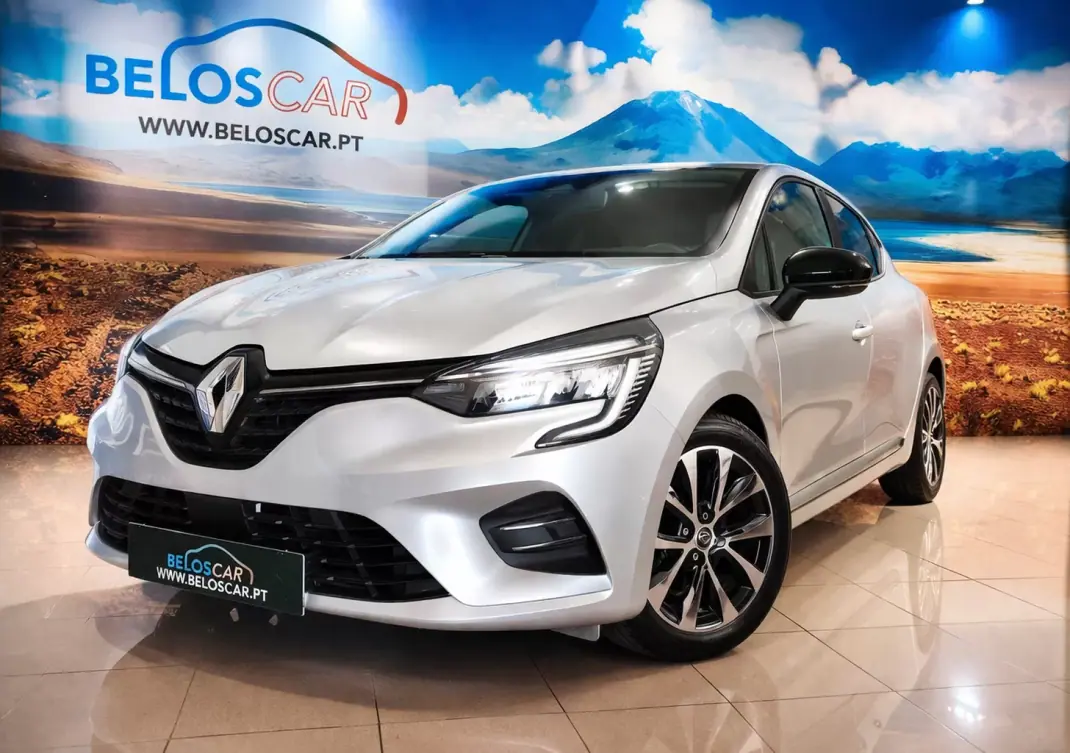 Renault Clio 2023 - 15450 EUR, 17000 km - AUTO.MOTO.pt - 17000km - foto 1 de 26