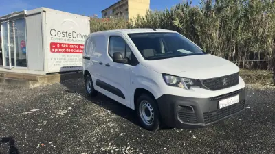 Peugeot Partner 1.6 BluHdi Pro 2019 - 12490 EUR, 144000 km - AUTO.MOTO.pt - 144000km - foto 3 de 19