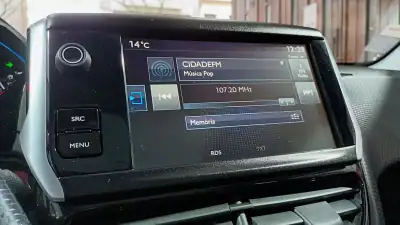 Peugeot 2008 2016 - 13750 EUR, 44423 km - AUTO.MOTO.pt - 44423km - foto 29 de 58