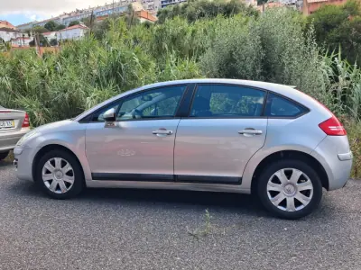 Citroën C4 2010 - 4250 EUR, 245000 km - AUTO.MOTO.pt - 245000km - foto 2 de 7