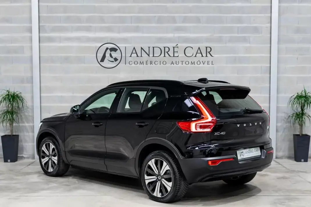 Volvo XC 40 2022 - 26950 EUR, 58976 km - AUTO.MOTO.pt - 58976km - foto 7 de 52