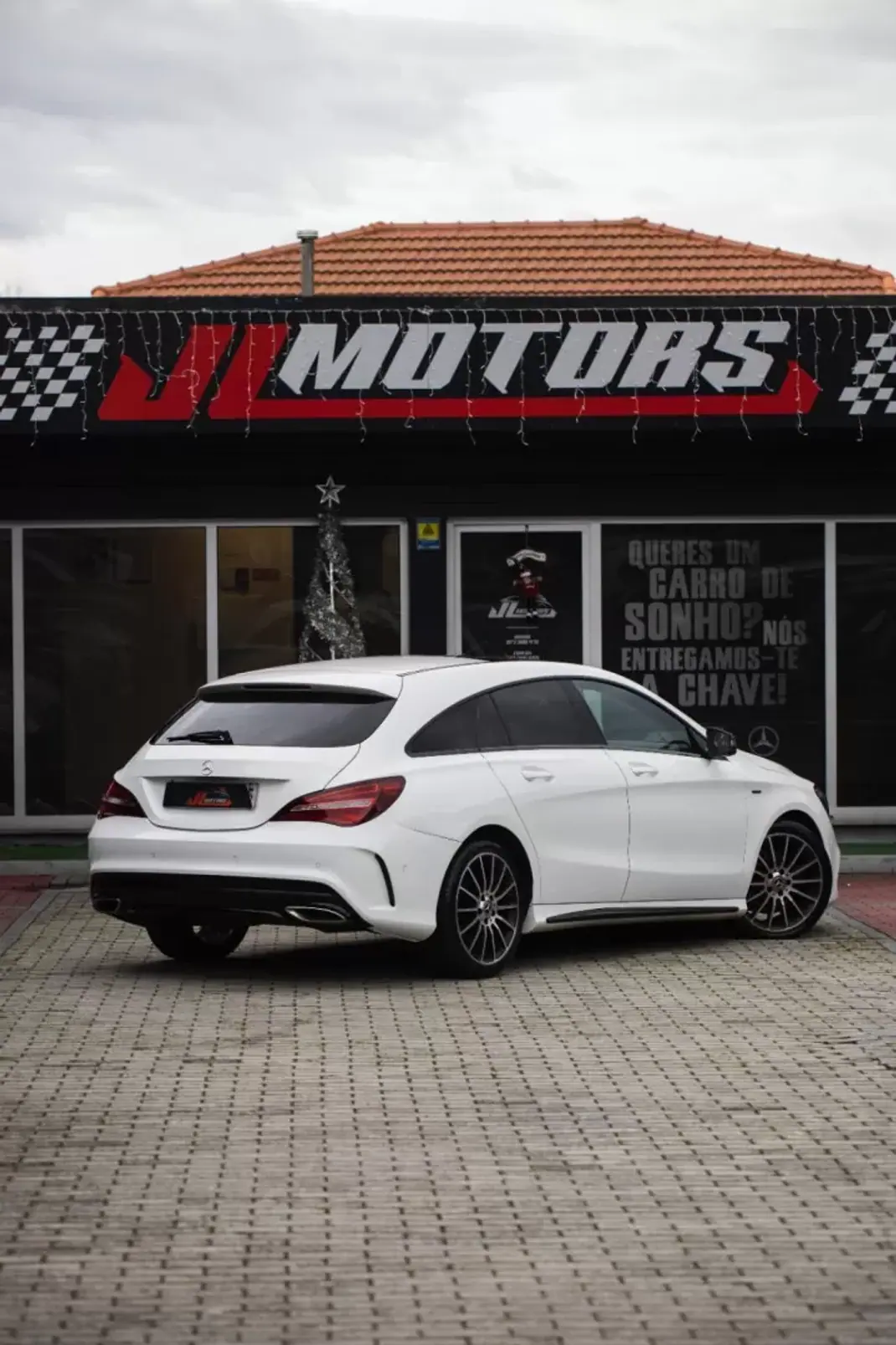 Mercedes-Benz CLA 200 2018 - 22900 EUR, 168400 km - 168400km - foto 24 de 30
