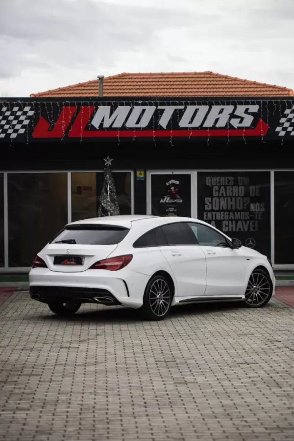 Mercedes-Benz CLA 200 2018 - 22900 EUR, 168400 km - AUTO.MOTO.pt - 168400km - foto 24 de 30