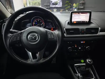 Mazda 3 2016 - 12450 EUR, 207205 km - AUTO.MOTO.pt - 207205km - foto 22 de 40