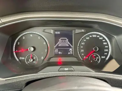 Volkswagen T-Roc 2022 - 21490 EUR, 55307 km - AUTO.MOTO.pt - 55307km - foto 18 de 26