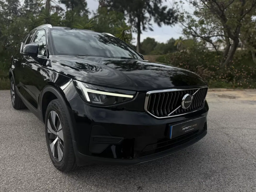 Volvo XC 40 2022 - 25999 EUR, 98000 km - AUTO.MOTO.pt - 98000km - foto 3 de 18