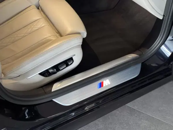 BMW 730 2017 - 44990 EUR, 79085 km - AUTO.MOTO.pt - 79085km - foto 18 de 30