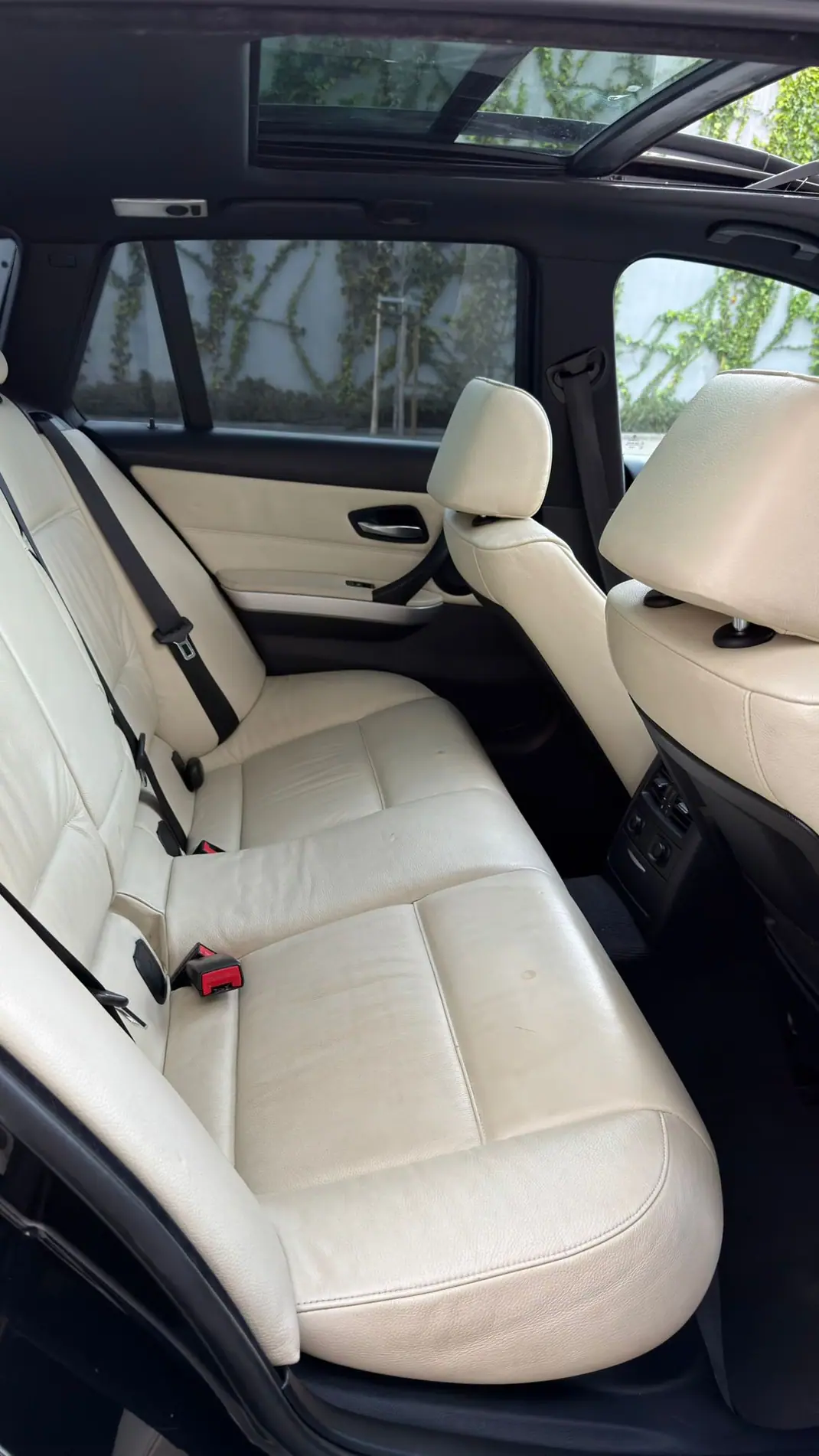 BMW 318 2008 - 9000 EUR, 248000 km - AUTO.MOTO.pt - 248000km - foto 5 de 14