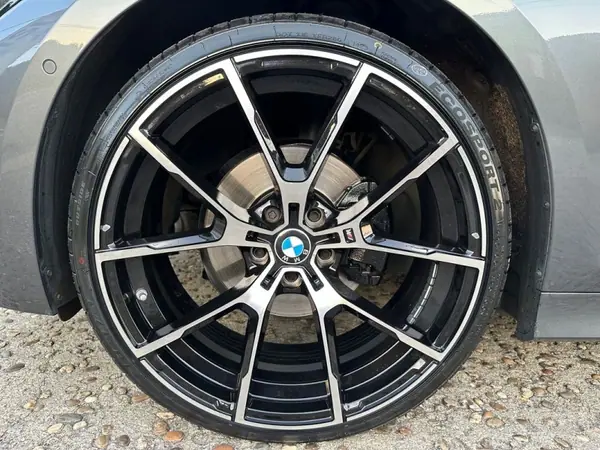 BMW 320 2019 - 32999 EUR, 160700 km - AUTO.MOTO.pt - 160700km - foto 9 de 60
