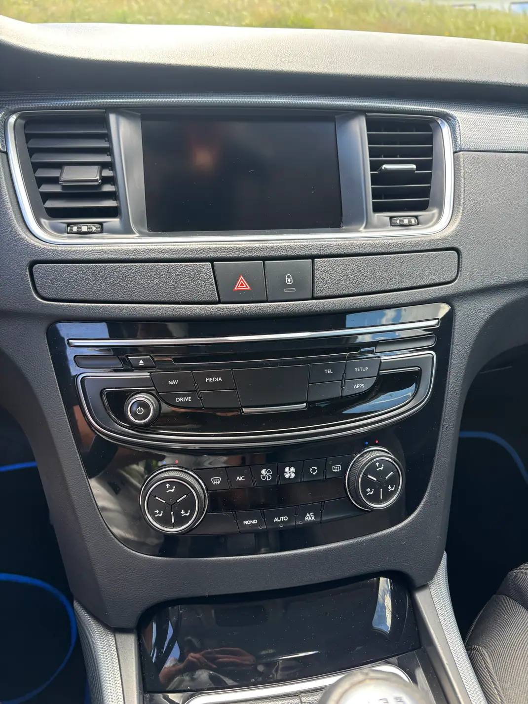Peugeot 508 SW 2017 - 7500 EUR, 200000 km - AUTO.MOTO.pt - 200000km - foto 15 de 15