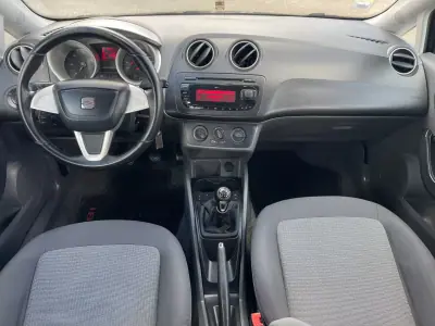 SEAT Ibiza ST 2010 - 6990 EUR, 216600 km - AUTO.MOTO.pt - 216600km - foto 7 de 16